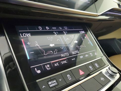 Used 2021 Audi Q7 3.0T Premium Plus w/ Executive Package AWD/4WD image 31