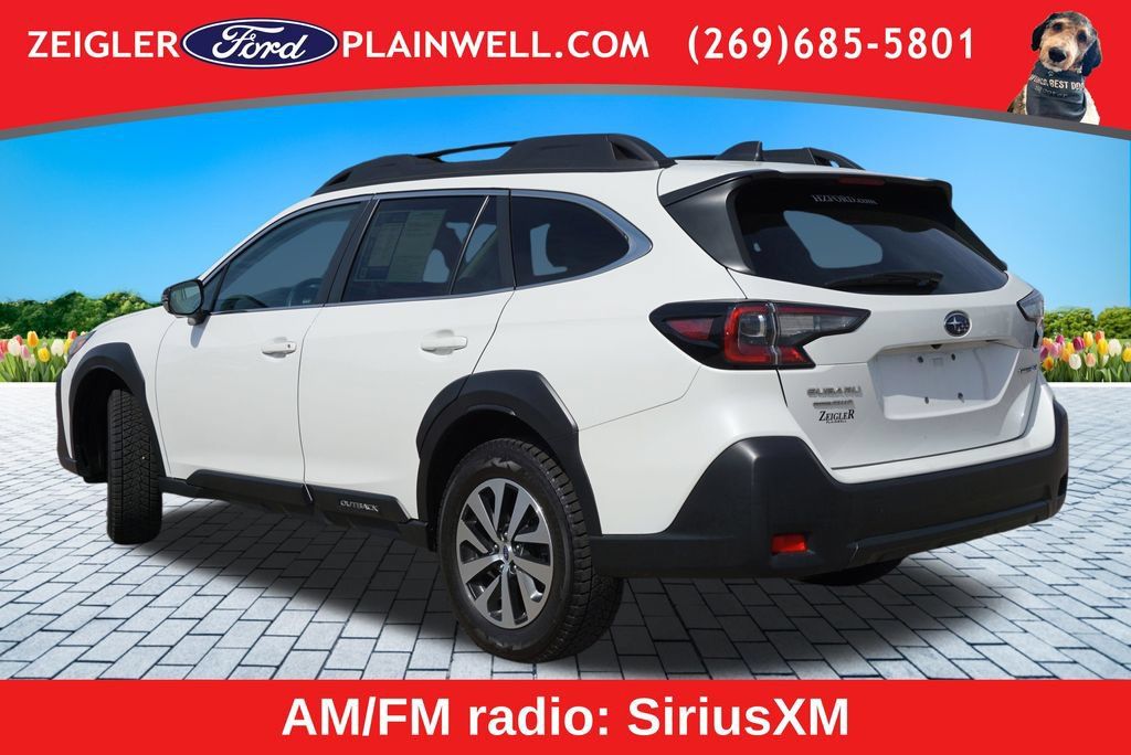 Used 2023 Subaru Outback Premium AWD/4WD image 3