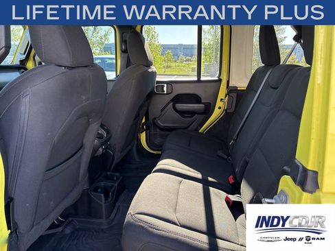 Used 2023 Jeep Wrangler Unlimited Sport AWD/4WD image 9