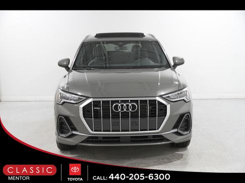 Used 2025 Audi Q3 2.0T Premium AWD/4WD image 2