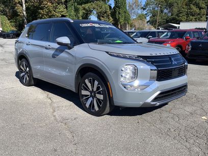 New 2025 Mitsubishi Outlander SEL