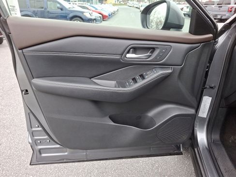 Certified 2023 Nissan Rogue SL w/ SL Premium Package image 15