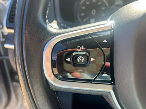 Used 2018 Volvo XC90 T5 Momentum w/ Convenience Package image 33