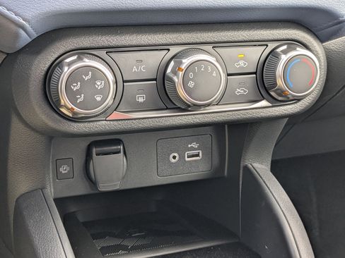 New 2025 Nissan Versa SV w/ Trunk Package image 16