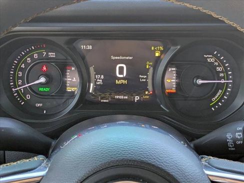 Used 2024 Jeep Wrangler High Altitude image 10