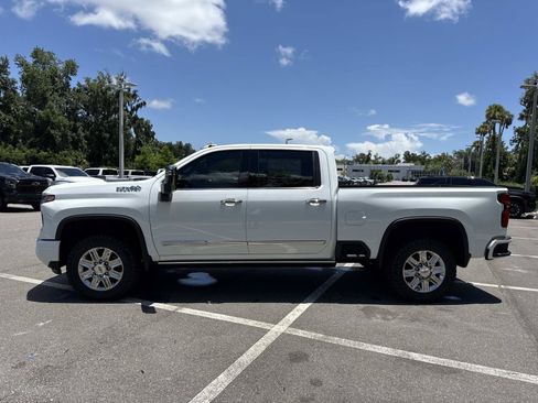 New 2026 Chevrolet Silverado 2500 High Country w/ High Country Premium Package AWD/4WD image 6