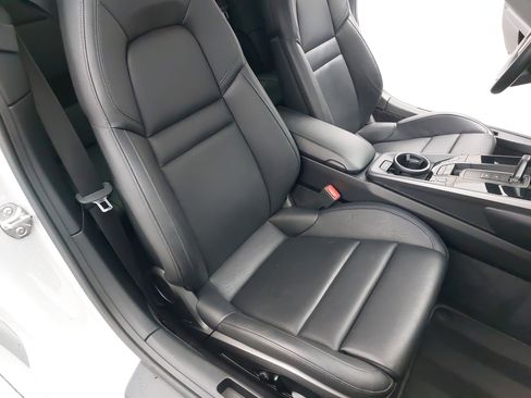 Certified 2021 Porsche 911 Carrera image 11