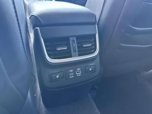 Used 2024 Subaru Outback Limited image 10