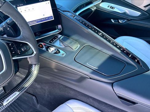 Used 2024 Chevrolet Corvette Z06 RWD image 17