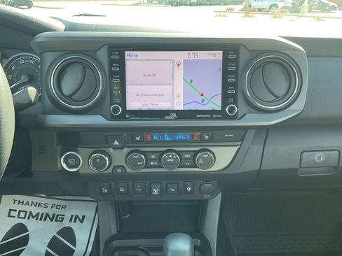 Used 2020 Toyota Tacoma TRD Off-Road w/ TRD Premium Off Road Package image 19