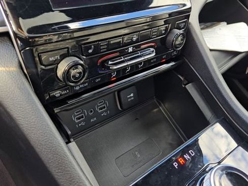 Certified 2024 Jeep Grand Cherokee Altitude image 17