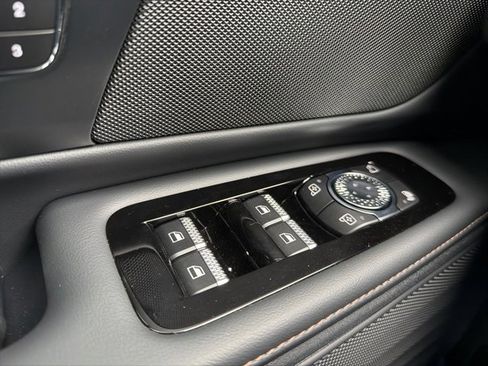 New 2025 Lincoln Nautilus Premier w/ Jet Appearance Package image 18