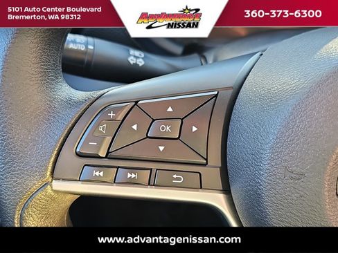 Used 2023 Nissan Kicks SV image 10