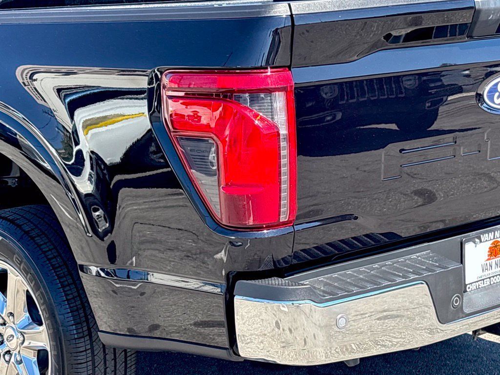 Used 2025 Ford F150 XLT w/ Equipment Group 301A Standard RWD image 4