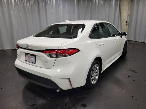 Used 2025 Toyota Corolla LE image 8