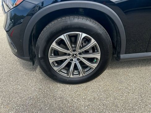 Used 2026 Mercedes-Benz GLC 300 4MATIC image 26