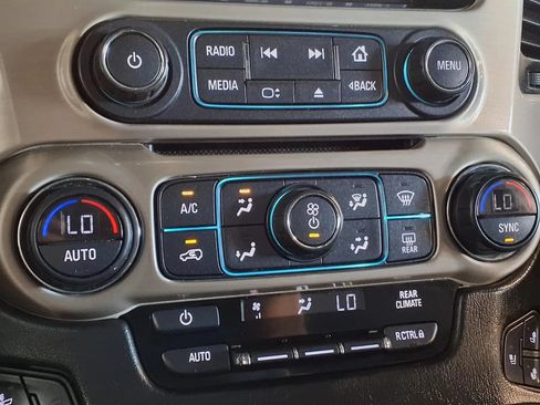 Used 2018 GMC Yukon Denali w/ Open Road Package AWD/4WD image 24