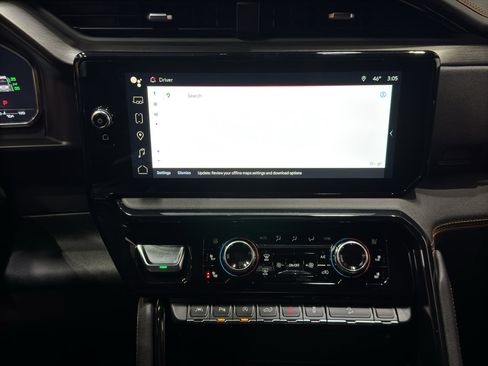 Used 2025 GMC Sierra 1500 AT4 w/ AT4 Premium Package image 33