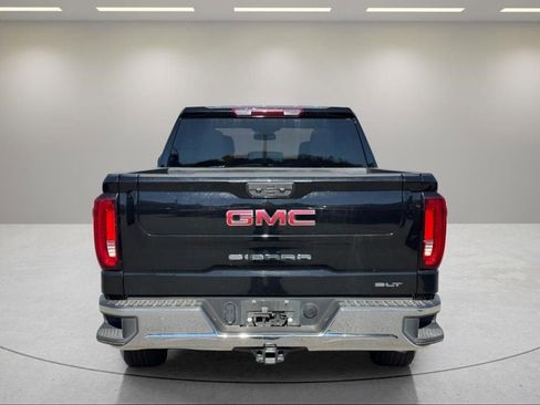Used 2024 GMC Sierra 1500 SLT AWD/4WD image 2