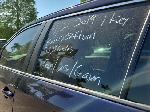 Used 2019 Toyota RAV4 XLE Premium w/ Cold Weather Package FWD image 6