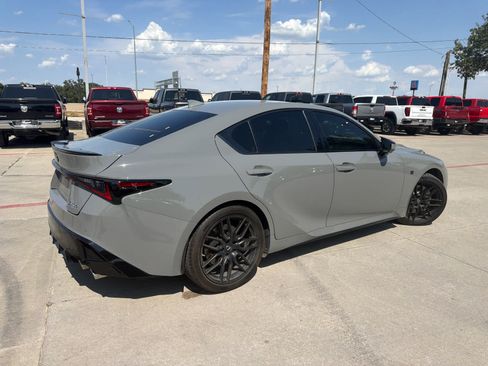 Used 2022 Lexus IS 500 RWD image 5