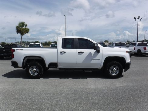 Used 2022 Chevrolet Silverado 2500 W/T w/ WT Fleet Convenience Package AWD/4WD image 3