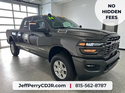 New 2026 RAM 2500 Big Horn AWD/4WD image 2