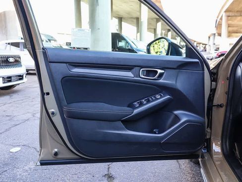 Used 2025 Honda Civic Sport image 22