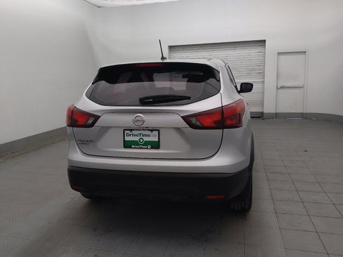 Used 2017 Nissan Rogue Sport S w/ S Appearance Package FWD image 7