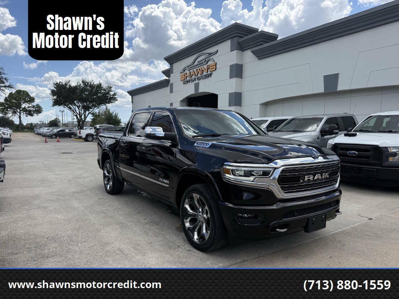 Used 2024 RAM 1500 Limited AWD/4WD image 1