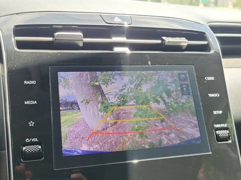 Certified 2023 Hyundai Tucson SEL w/ Convenience Package FWD image 23