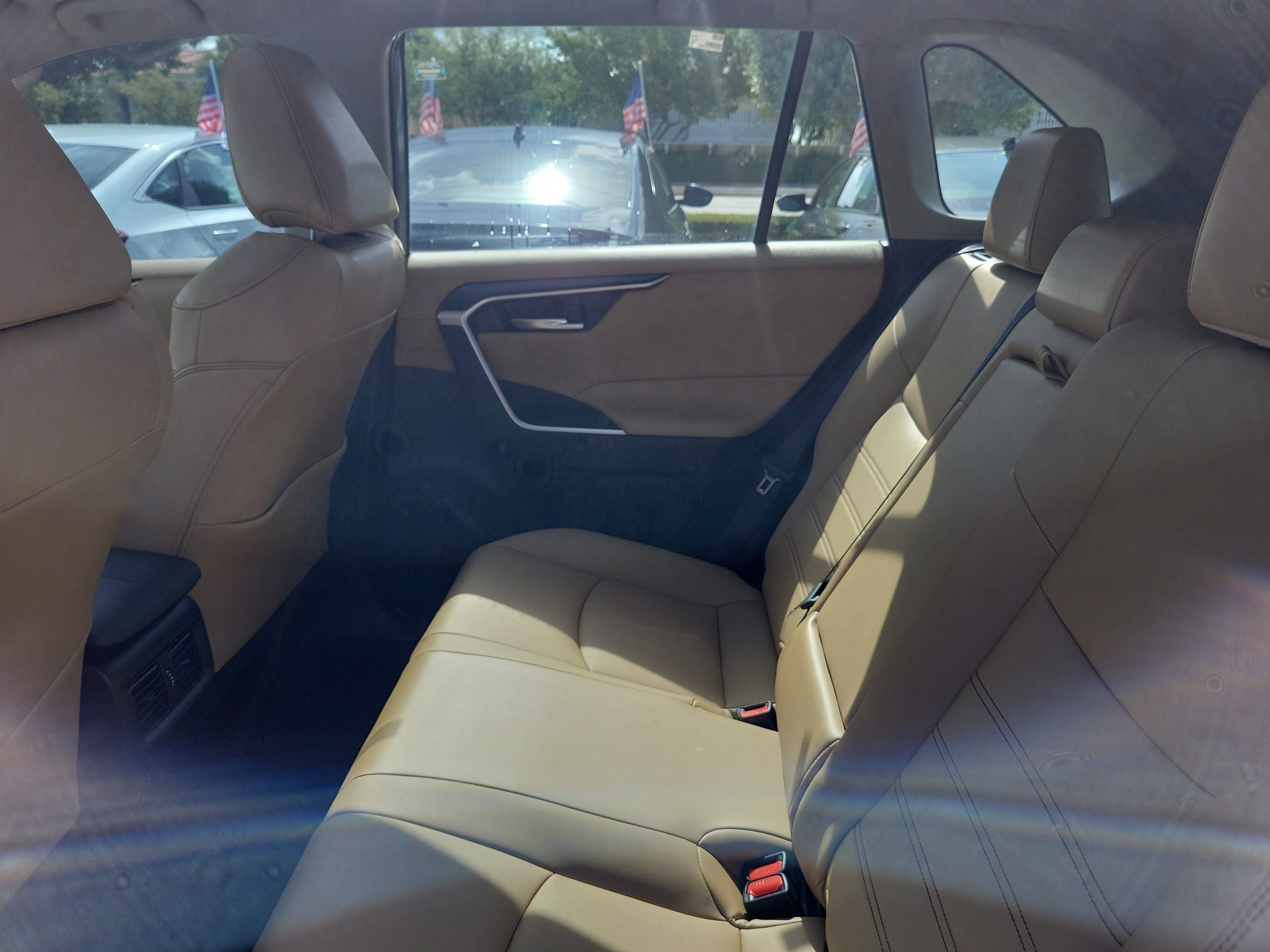 Used 2023 Toyota RAV4 XLE Premium AWD/4WD image 15