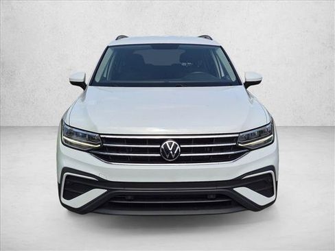 Used 2022 Volkswagen Tiguan S FWD image 2