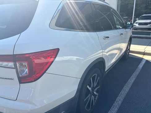 Used 2019 Honda Pilot Touring image 7