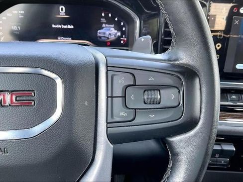 Used 2025 GMC Sierra 1500 Elevation w/ Elevation Premium Package AWD/4WD image 13