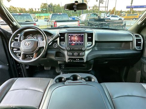 Used 2024 RAM 2500 Tradesman w/ Chrome Appearance Group image 3