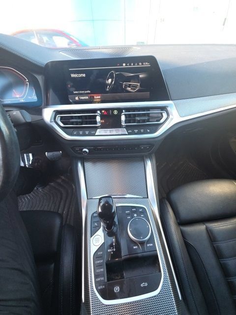 Used 2022 BMW M440i Convertible w/ M Carbon Exterior Package RWD image 10