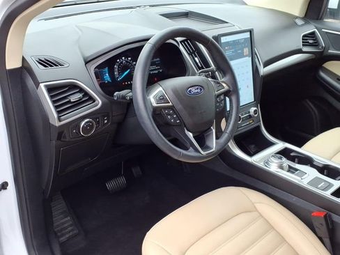 Certified 2023 Ford Edge SEL w/ Convenience Package AWD/4WD image 12