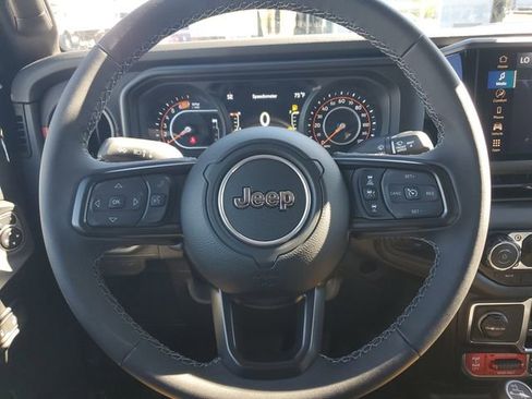 New 2026 Jeep Wrangler Unlimited Rubicon AWD/4WD image 21