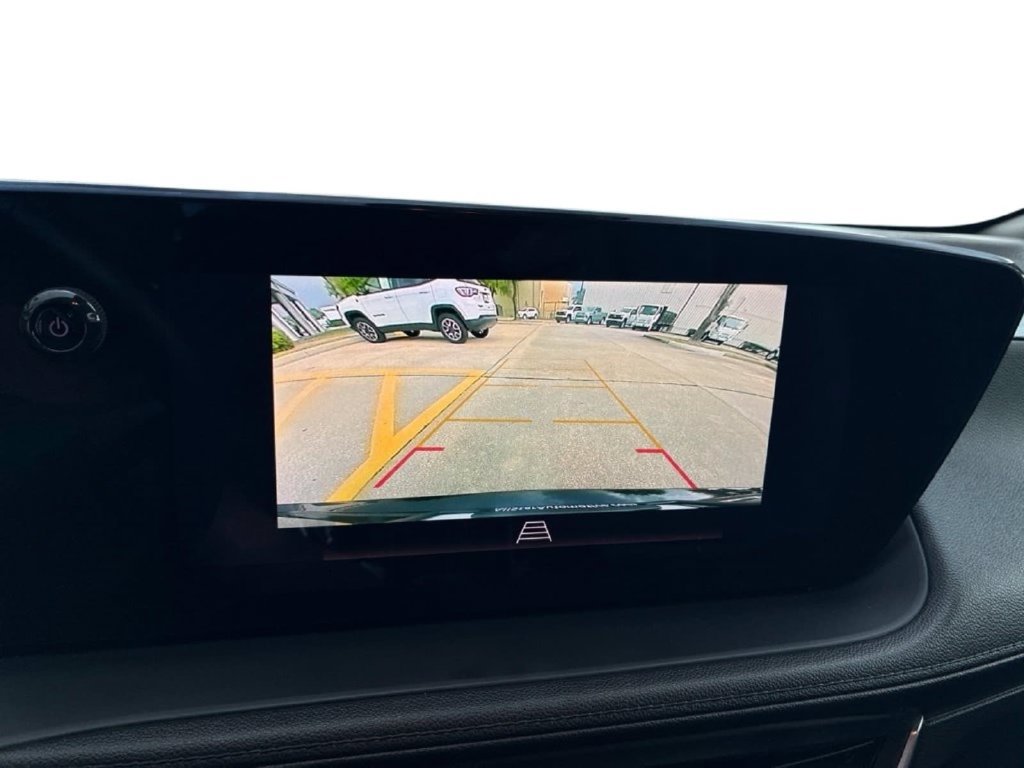 Used 2024 Buick Encore GX Sport Touring FWD image 29