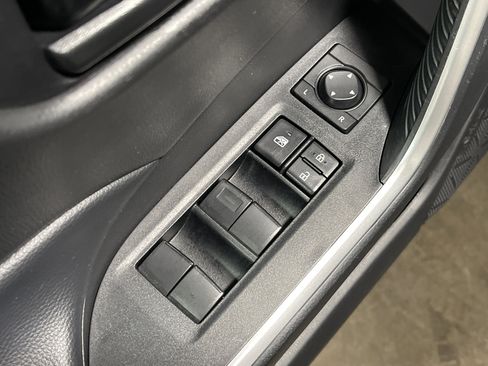 Used 2024 Toyota RAV4 LE image 7