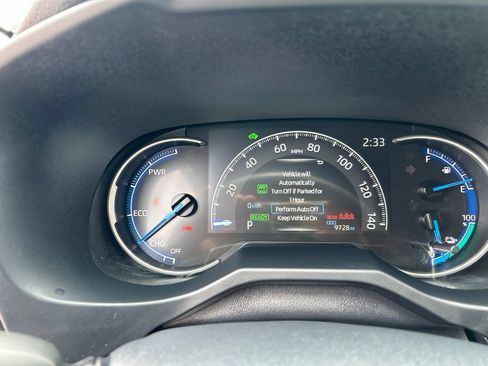 Used 2025 Toyota RAV4 SE AWD/4WD image 29