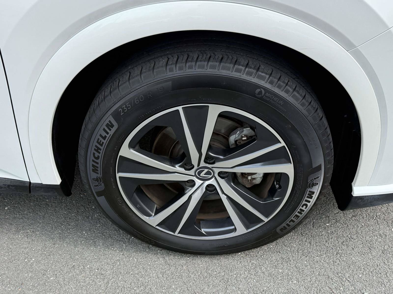 Used 2024 Lexus RX 350 Premium w/ Accessory Package (Z1) AWD/4WD image 6