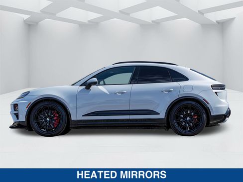 Used 2025 Porsche Macan Turbo Electric AWD/4WD image 7