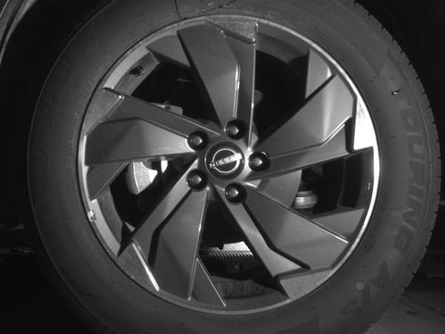 Used 2025 Nissan Rogue SV FWD image 12