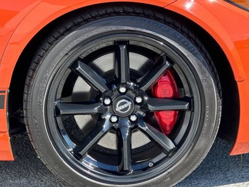 Used 2024 Nissan Z Performance w/ Heritage Edition RWD image 23