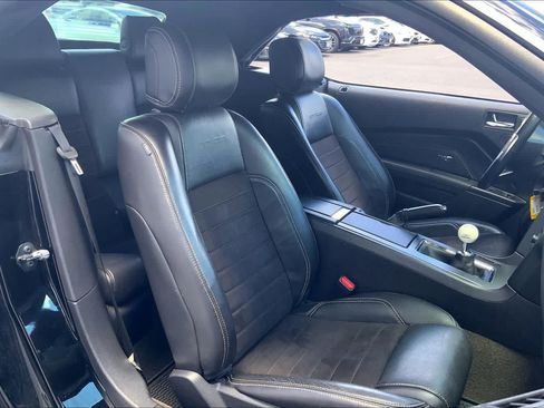 Used 2014 Ford Mustang GT Premium w/ Electronics Package RWD image 12
