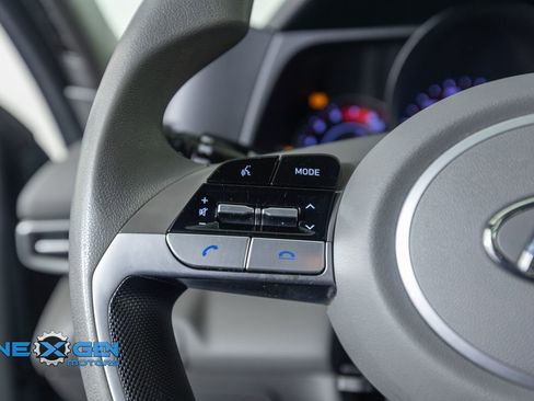 Used 2021 Hyundai Elantra SEL image 14