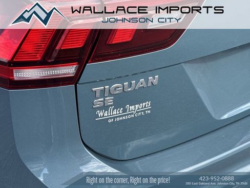 Used 2020 Volkswagen Tiguan SE w/ Panoramic Sunroof Package AWD/4WD image 12