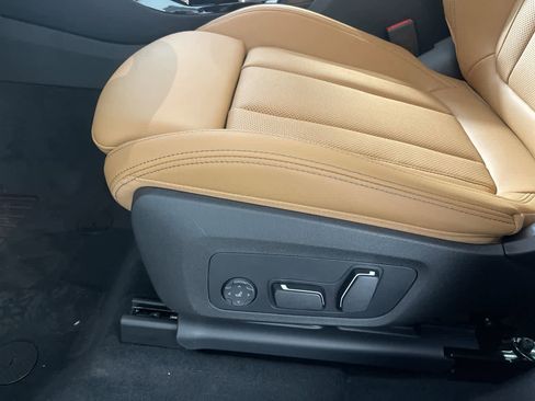 Certified 2024 BMW X3 M40i w/ Premium Package image 10